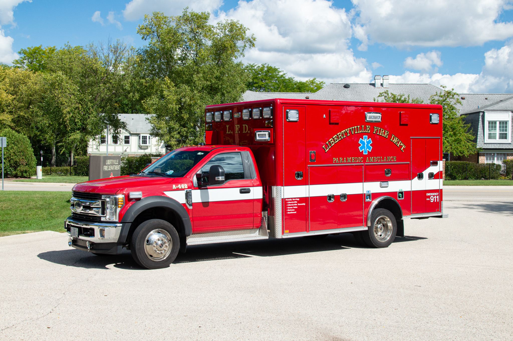 Libertyville Ambulance 462